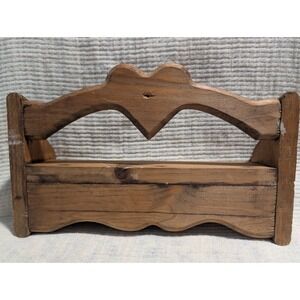Rustic Wooden Shelf Heart Backing Small Wall Mount Organizer